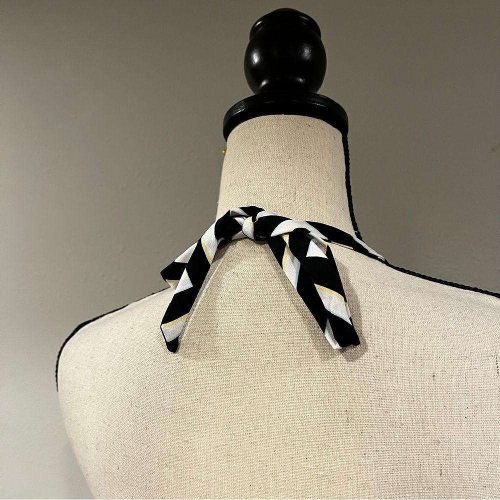 WHBM geometrical print halter sleeveless blouse / top - Picture 9 of 13